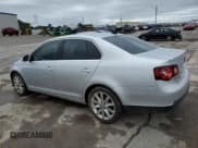 ✅ 2010 Volkswagen Jetta SE • VIN: 3VWRZ7AJ4AM070321 • Lot: 61336945. Wystawiony na Copart z przebiegiem 156 696 mil. Bezpłatny archiwum sprzedaży aukcyjnych z USA i szczegółowy raport historii pojazdu na DreamBid. Zdjęcie 2.