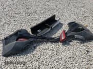 ✅ 2019 Hyundai Santa Fe SE • VIN: 5NMS23AD3KH084064 • Lot: 54173373. Wystawiony na Copart z przebiegiem 217 993 mil. Bezpłatny archiwum sprzedaży aukcyjnych z USA i szczegółowy raport historii pojazdu na DreamBid. Zdjęcie 12.