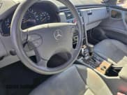 ✅ 2002 Mercedes-Benz E 320 • VIN: WDBJF65J22B493337 • Лот: 87359874. Опубликован ранее на Copart с пробегом Не указан. Бесплатный доступ к архиву аукционных продаж из США и подробный отчёт об истории автомобиля на DreamBid. Изображение 9.