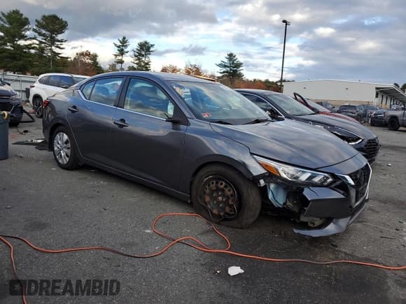 ✅ 2021 Nissan Sentra S • VIN: 3N1AB8BV1MY273114 • Lot: 89856535. Wystawiony na Copart z przebiegiem 76 495 mil. Bezpłatny archiwum sprzedaży aukcyjnych z USA i szczegółowy raport historii pojazdu na DreamBid. Zdjęcie 4.