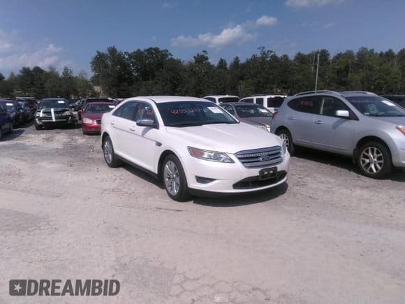 ✅ 2012 Ford Taurus Limited • VIN: 1FAHP2FW6CG133062 • Lot: 42553267. Listed on IAAI with 221,095 mi. Free auction sales archive from the USA and detailed vehicle history report at DreamBid. Image 1.