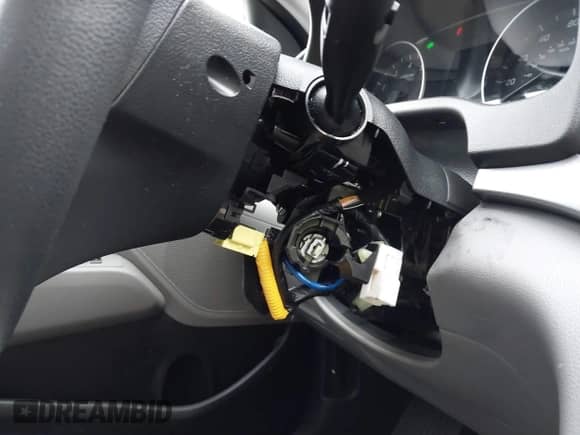 2018 Hyundai Elantra SE z VIN KMHD74LF7JU472903, wystawiony jako IAAI lot #43534979 z przebiegiem 41 692 mil mil oraz . Historia ofert i sprzedaży dostępna na DreamBid. Obrazek 16.