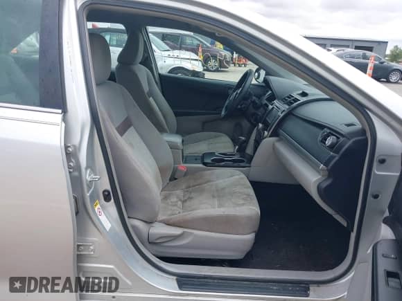 2012 Toyota Camry LE с VIN 4T1BF1FK0CU012051, выставлен на аукционе IAAI как лот 43401191 с пробегом 200 698 миль миль и . История ставок и продаж доступна на DreamBid. Изображение 5.