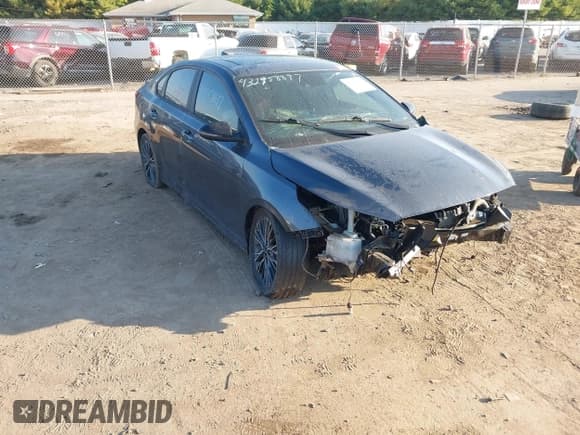 ✅ 2022 Kia Forte GT-Line • VIN: 3KPF54AD2NE484532 • Лот: 43258897. Опубликован ранее на IAAI с пробегом 72 261 миль. Бесплатный доступ к архиву аукционных продаж из США и подробный отчёт об истории автомобиля на DreamBid. Изображение 6.