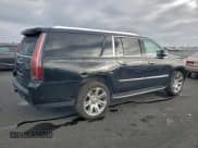 ✅ 2019 Cadillac Escalade ESV Premium Luxury • VIN: 1GYS4JKJ4KR219478 • Lot: 94394435. Wystawiony na Copart z przebiegiem 32 857 mil. Bezpłatny archiwum sprzedaży aukcyjnych z USA i szczegółowy raport historii pojazdu na DreamBid. Zdjęcie 3.