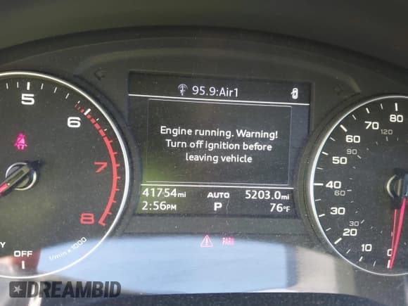 ✅ 2018 Audi Q5 Premium • VIN: WA1ANAFY5J2001282 • Лот: 43487016. Опубликован ранее на IAAI с пробегом 41 754 миль. Бесплатный доступ к архиву аукционных продаж из США и подробный отчёт об истории автомобиля на DreamBid. Изображение 15.