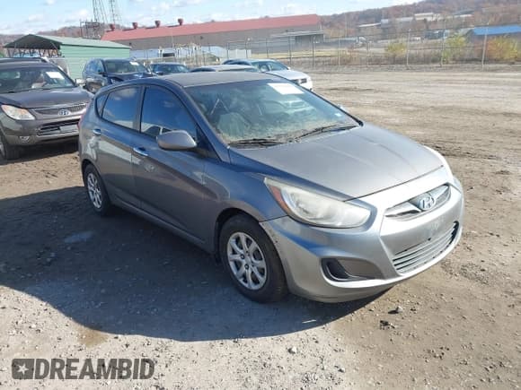 ✅ 2014 Hyundai Accent GS • VIN: KMHCT5AE0EU151671 • Lot: 43552888. Wystawiony na IAAI z przebiegiem 172 186 mil. Bezpłatny archiwum sprzedaży aukcyjnych z USA i szczegółowy raport historii pojazdu na DreamBid. Zdjęcie 1.