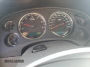 ✅ 2007 Chevrolet Suburban Commercial • VIN: 3GNGK26K97G241310 • Lot: 54781155. Wystawiony na Copart z przebiegiem 166 355 mil. Bezpłatny archiwum sprzedaży aukcyjnych z USA i szczegółowy raport historii pojazdu na DreamBid. Zdjęcie 9.