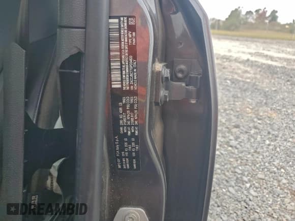 ✅ 2016 Jeep Renegade Trailhawk • VIN: ZACCJBCT7GPD34820 • Lot: 92885355. Listed on Copart with 117,351 mi. Free auction sales archive from the USA and detailed vehicle history report at DreamBid. Image 13.