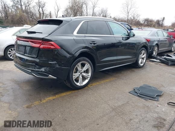 ✅ 2023 Audi Q8 Premium • VIN: WA1AVBF19PD019841 • Lot: 40827495. Listed on IAAI with 29,033 mi. Free auction sales archive from the USA and detailed vehicle history report at DreamBid. Image 4.