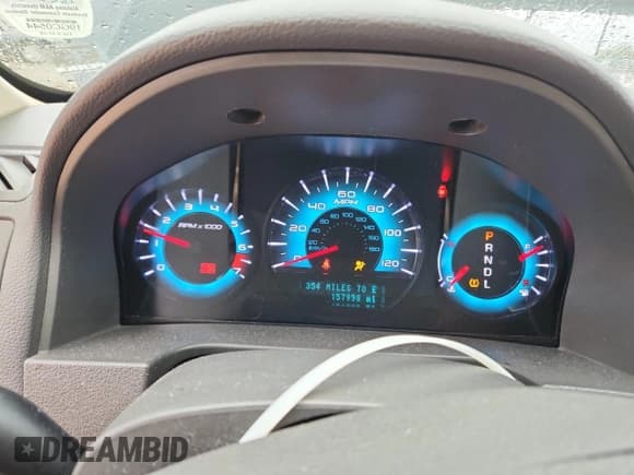 ✅ 2011 Ford Fusion SEL • VIN: 3FAHP0JA8BR170783 • Lot: 82766995. Wystawiony na Copart z przebiegiem 157 998 mil. Bezpłatny archiwum sprzedaży aukcyjnych z USA i szczegółowy raport historii pojazdu na DreamBid. Zdjęcie 9.