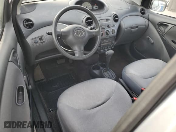 ✅ 2003 Toyota ECHO • VIN: JTDAT123X30285819 • Lot: 80186845. Listed on Copart with 68,380 mi. Free auction sales archive from the USA and detailed vehicle history report at DreamBid. Image 8.