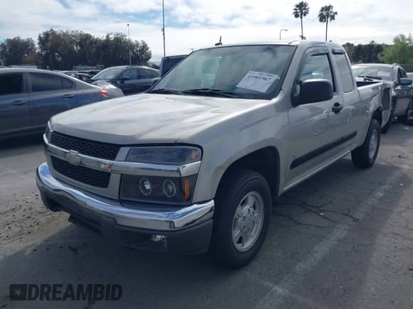 2008 Chevrolet Colorado 1LT z VIN 1GCCS39E188192565, wystawiony jako IAAI lot #41901967 z przebiegiem 282 987 mil mil oraz . Historia ofert i sprzedaży dostępna na DreamBid. Obrazek 2.