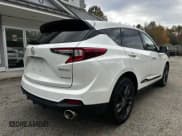 ✅ 2019 Acura RDX w/A-Spec Pkg • VIN: 5J8TC2H64KL024393 • Лот: 93960735. Опубликован ранее на Copart с пробегом 207 046 миль. Бесплатный доступ к архиву аукционных продаж из США и подробный отчёт об истории автомобиля на DreamBid. Изображение 4.