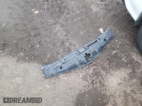 ✅ 2021 Toyota Camry LE • VIN: 4T1R11BK1MU039683 • Lot: 92479185. Listed on Copart with 220,933 mi. Free auction sales archive from the USA and detailed vehicle history report at DreamBid. Image 12.