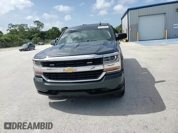 ✅ 2019 Chevrolet Silverado 1500 LT • VIN: 2GCVKPEC2K1114004 • Lot: 60217545. Wystawiony na Copart z przebiegiem 171 328 mil. Bezpłatny archiwum sprzedaży aukcyjnych z USA i szczegółowy raport historii pojazdu na DreamBid. Zdjęcie 13.