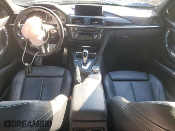 ✅ 2015 BMW 3 Series 328i • VIN: WBA3A5G59FNS91678 • Lot: 90282885. Listed on Copart with Not provided. Free auction sales archive from the USA and detailed vehicle history report at DreamBid. Image 8.