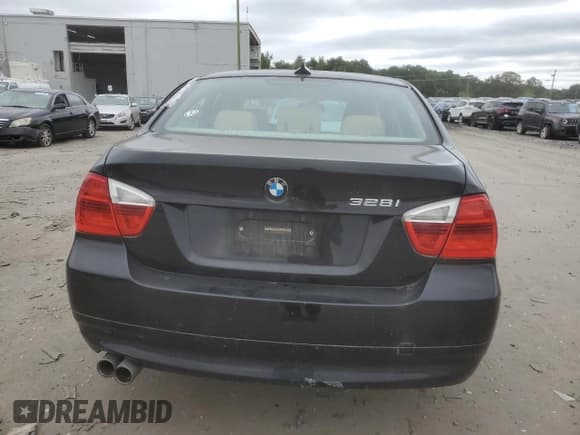 ✅ 2008 BMW 3 Series 328i • VIN: WBAVA33558P142498 • Lot: 69547915. Listed on Copart with 198,993 mi. Free auction sales archive from the USA and detailed vehicle history report at DreamBid. Image 6.