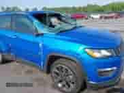 2021 Jeep Compass 80th Anniversary z VIN 3C4NJCEB3MT531703, wystawiony jako IAAI lot #42006349 z przebiegiem 73 876 mil mil oraz . Historia ofert i sprzedaży dostępna na DreamBid. Obrazek 14.