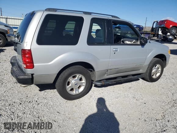 ✅ 2001 Ford Explorer Sport • VIN: 1FMYU70E61UC86910 • Lot: 71248374. Listed on Copart with 163,973 mi. Free auction sales archive from the USA and detailed vehicle history report at DreamBid. Image 3.