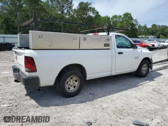 2017 Ram 1500 Tradesman с VIN 3C6JR6DG7HG648888, выставлен на аукционе Copart как лот 55433555 с пробегом 127 715 миль миль и Списание • Salvage title. История ставок и продаж доступна на DreamBid. Изображение 3.