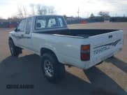 ✅ 1992 Toyota Pickup SR5 • VIN: JT4VN13G0N5073403 • Лот: 41562585. Опубликован ранее на IAAI с пробегом 227 652 миль. Бесплатный доступ к архиву аукционных продаж из США и подробный отчёт об истории автомобиля на DreamBid. Изображение 3.