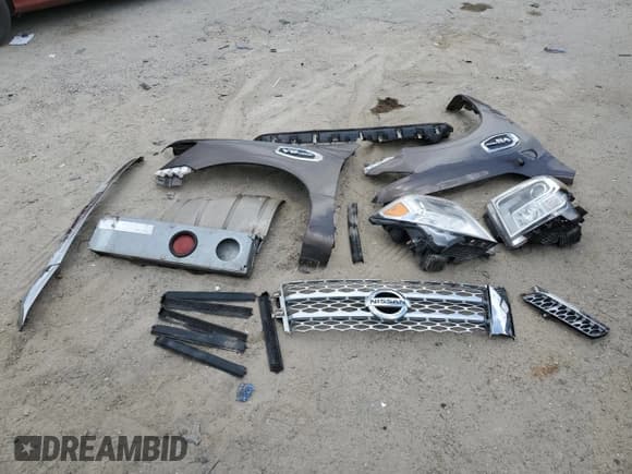 ✅ 2017 Nissan Titan Platinum Reserve • VIN: 1N6AA1E69HN534632 • Лот: 52523265. Опубликован ранее на Copart с пробегом 148 688 миль. Бесплатный доступ к архиву аукционных продаж из США и подробный отчёт об истории автомобиля на DreamBid. Изображение 12.