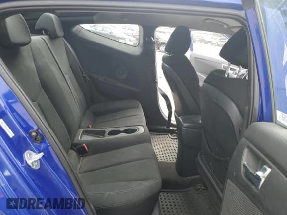 ✅ 2014 Hyundai Veloster • VIN: KMHTC6ADXEU194525 • Lot: 65131764. Wystawiony na Copart z przebiegiem 124 560 mil. Bezpłatny archiwum sprzedaży aukcyjnych z USA i szczegółowy raport historii pojazdu na DreamBid. Zdjęcie 10.