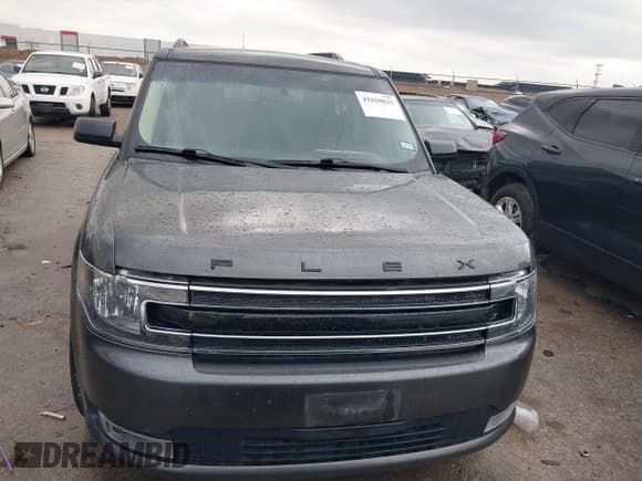 ✅ 2018 Ford Flex SEL • VIN: 2FMGK5C8XJBA01532 • Lot: 42169825. Wystawiony na IAAI z przebiegiem 112 715 mil. Bezpłatny archiwum sprzedaży aukcyjnych z USA i szczegółowy raport historii pojazdu na DreamBid. Zdjęcie 12.