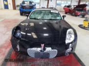 ✅ 2007 Pontiac Solstice • VIN: 1G2MB35BX7Y110612 • Lot: 75523304. Wystawiony na Copart z przebiegiem 25 277 mil. Bezpłatny archiwum sprzedaży aukcyjnych z USA i szczegółowy raport historii pojazdu na DreamBid. Zdjęcie 5.