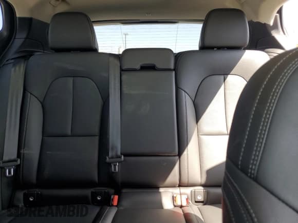 ✅ 2024 Volvo XC40 Core Bright Theme • VIN: YV4L12UK6R2360261 • Lot: 67085855. Listed on Copart with 6,123 mi. Free auction sales archive from the USA and detailed vehicle history report at DreamBid. Image 10.