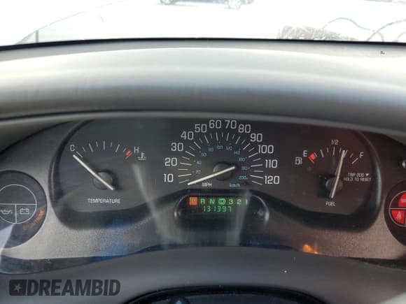 ✅ 2005 Buick Century Custom • VIN: 2G4WS52J651107407 • Lot: 85876505. Wystawiony na Copart z przebiegiem 131 397 mil. Bezpłatny archiwum sprzedaży aukcyjnych z USA i szczegółowy raport historii pojazdu na DreamBid. Zdjęcie 9.