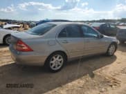 ✅ 2003 Mercedes-Benz C 240 • VIN: WDBRF61JX3A458335 • Лот: 81825515. Опубликован ранее на Copart с пробегом Не указан. Бесплатный доступ к архиву аукционных продаж из США и подробный отчёт об истории автомобиля на DreamBid. Изображение 3.