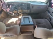 ✅ 2004 Chevrolet Silverado 2500HD LS • VIN: 1GCHK23164F131661 • Лот: 86064585. Опубликован ранее на Copart с пробегом 245 893 миль. Бесплатный доступ к архиву аукционных продаж из США и подробный отчёт об истории автомобиля на DreamBid. Изображение 8.