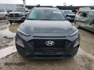 2020 Hyundai Kona SEL с VIN KM8K22AA1LU523042, выставлен на аукционе Copart как лот 71106232 с пробегом 42 282 миль миль и . История ставок и продаж доступна на DreamBid. Изображение 5.