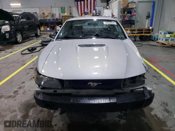 ✅ 2002 Ford Mustang Standard • VIN: 1FAFP40432F106903 • Lot: 55350025. Listed on Copart with 253,395 mi. Free auction sales archive from the USA and detailed vehicle history report at DreamBid. Image 5.