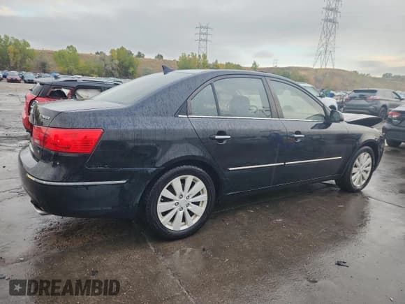 ✅ 2010 Hyundai Sonata Limited • VIN: 5NPEU4AFXAH577756 • Лот: 85186095. Опубликован ранее на Copart с пробегом 93 059 миль. Бесплатный доступ к архиву аукционных продаж из США и подробный отчёт об истории автомобиля на DreamBid. Изображение 3.