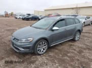 ✅ 2019 Volkswagen Golf S • VIN: 3VWH17AU7KM520624 • Lot: 41829713. Wystawiony na IAAI z przebiegiem 55 985 mil. Bezpłatny archiwum sprzedaży aukcyjnych z USA i szczegółowy raport historii pojazdu na DreamBid. Zdjęcie 2.