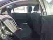 2018 Chevrolet Sonic LT z VIN 1G1JD5SH2J4118384, wystawiony jako IAAI lot #43479619 z przebiegiem 71 149 mil mil oraz . Historia ofert i sprzedaży dostępna na DreamBid. Obrazek 8.