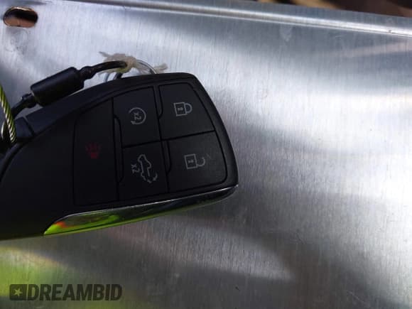 ✅ 2025 Chevrolet Silverado 1500 LT • VIN: 1GCPACED6SZ124233 • Lot: 43673994. Wystawiony na IAAI z przebiegiem 34 013 mil. Bezpłatny archiwum sprzedaży aukcyjnych z USA i szczegółowy raport historii pojazdu na DreamBid. Zdjęcie 11.