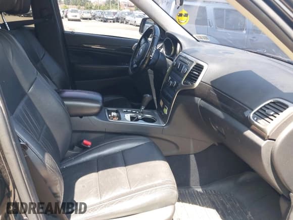 ✅ 2011 Jeep Grand Cherokee Laredo • VIN: 1J4RR4GG7BC596730 • Lot: 42473954. Listed on IAAI with 163,674 mi. Free auction sales archive from the USA and detailed vehicle history report at DreamBid. Image 5.