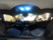 ✅ 2020 Hyundai Ioniq Preferred • VIN: KMHC85LC1LU203268 • Lot: 41249301. Wystawiony na IAAI z przebiegiem 14 005 mil. Bezpłatny archiwum sprzedaży aukcyjnych z USA i szczegółowy raport historii pojazdu na DreamBid. Zdjęcie 18.