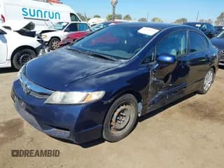 ✅ 2011 Honda Civic LX • VIN: 2HGFA1F55BH505354 • Lot: 43428517. Wystawiony na IAAI z przebiegiem 214 273 mil. Bezpłatny archiwum sprzedaży aukcyjnych z USA i szczegółowy raport historii pojazdu na DreamBid. Zdjęcie 2.