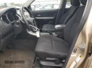 ✅ 2007 Suzuki Grand Vitara XSport • VIN: JS3TD944574200816 • Lot: 84162715. Wystawiony na Copart z przebiegiem 39 237 mil. Bezpłatny archiwum sprzedaży aukcyjnych z USA i szczegółowy raport historii pojazdu na DreamBid. Zdjęcie 7.