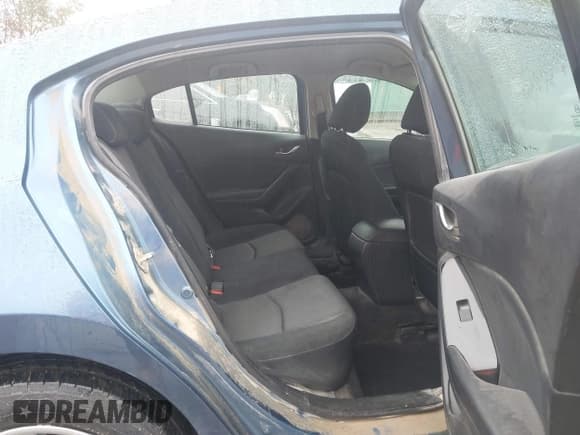 ✅ 2017 Mazda 3 Sport • VIN: 3MZBN1U72HM102705 • Lot: 43523735. Listed on IAAI with 186,365 mi. Free auction sales archive from the USA and detailed vehicle history report at DreamBid. Image 8.