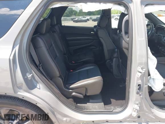 2024 Dodge Durango R/T Plus z VIN 1C4SDJCT5RC251200, wystawiony jako IAAI lot #42635175 z przebiegiem 8 887 mil mil oraz . Historia ofert i sprzedaży dostępna na DreamBid. Obrazek 8.