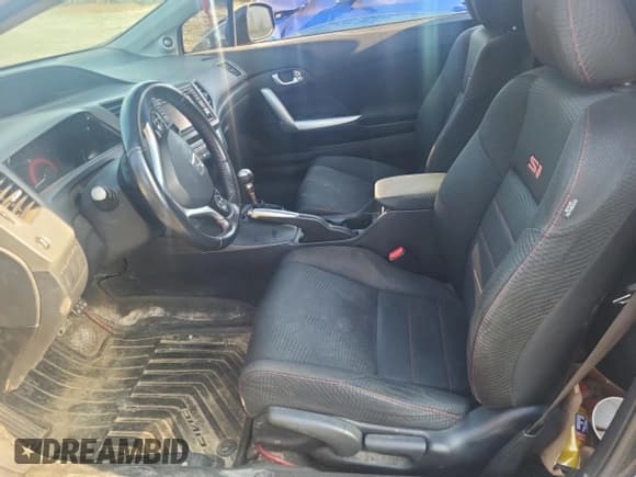 ✅ 2012 Honda Civic Si • VIN: 2HGFG4A5XCH101362 • Лот: 67975905. Опубликован ранее на Copart с пробегом Не указан. Бесплатный доступ к архиву аукционных продаж из США и подробный отчёт об истории автомобиля на DreamBid. Изображение 7.