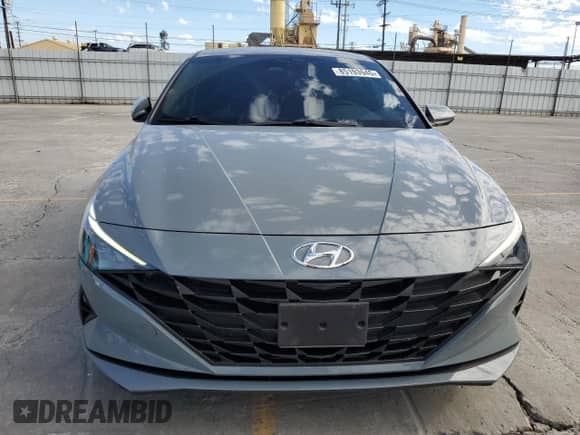 2022 Hyundai Elantra SE z VIN KMHLL4AG5NU349903, wystawiony jako Copart lot #85193945 z przebiegiem 44 439 mil mil oraz Szkoda całkowita • Salvage title. Historia ofert i sprzedaży dostępna na DreamBid. Obrazek 5.