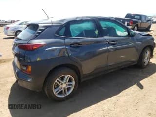 ✅ 2021 Hyundai Kona SE • VIN: KM8K1CAA9MU605269 • Лот: 65277154. Опубликован ранее на Copart с пробегом 78 240 миль. Бесплатный доступ к архиву аукционных продаж из США и подробный отчёт об истории автомобиля на DreamBid. Изображение 3.