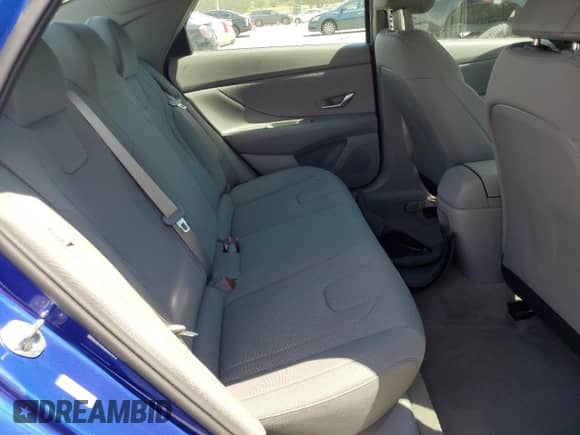 2024 Hyundai Elantra SE with VIN KMHLL4DG6RU658846, listed as a Copart auction lot 70309235 with 20,400 mi miles and Salvage title. Bid and sale history available at DreamBid. Image 10.